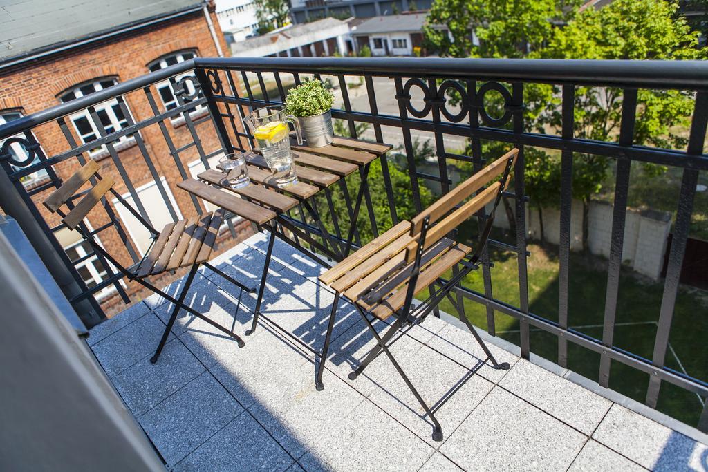 Homewell Apartments Pod Szczerbatym Poznan Exterior foto