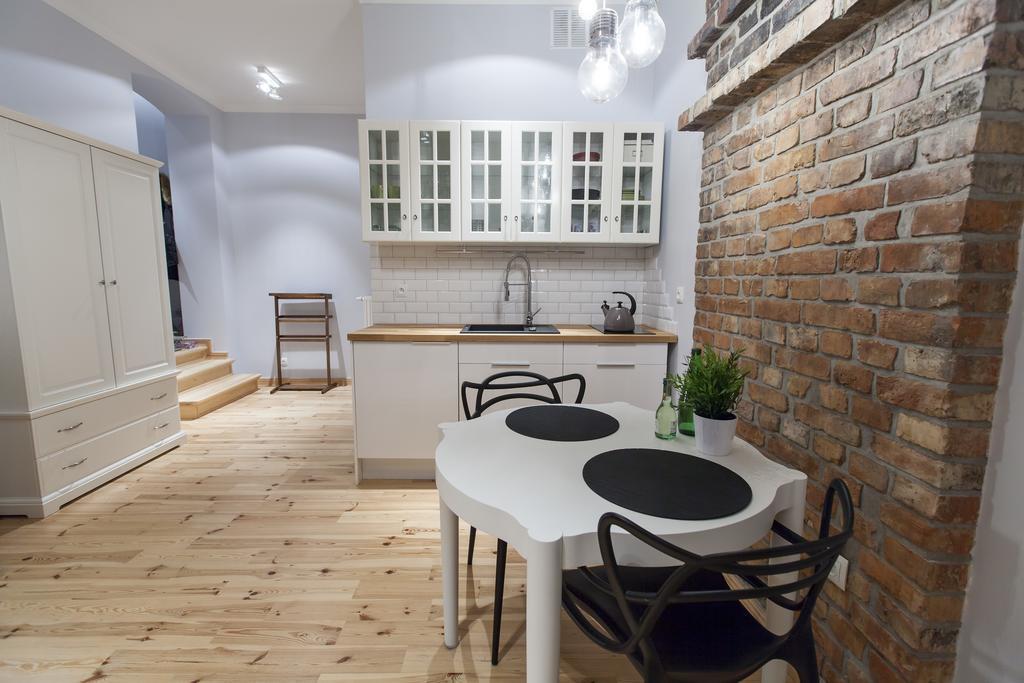 Homewell Apartments Pod Szczerbatym Poznan Habitación foto